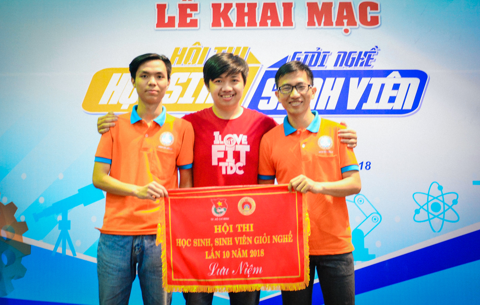 Giảng viên và sinh viên FIT - TDC