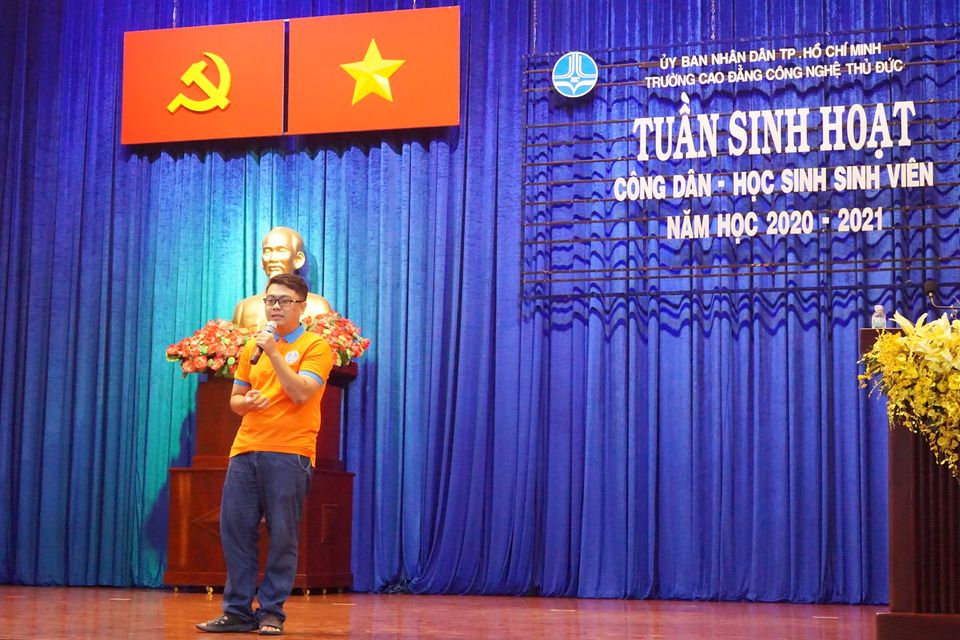 Anh Nguyễn Thanh Danh - cựu SV ngành CNTT đến chia sẽ kinh nghiệm cho các bạn sv khóa 2020